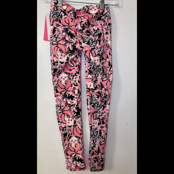 LAST 1! Lilly Pulitzer Luxletic Weekender Legging - Picture 4 of 7